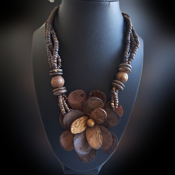Jewelry - Wood rose beaded necklace Handmade